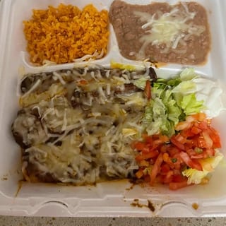 Green Enchiladas Dinner / Enchiladas Verdes